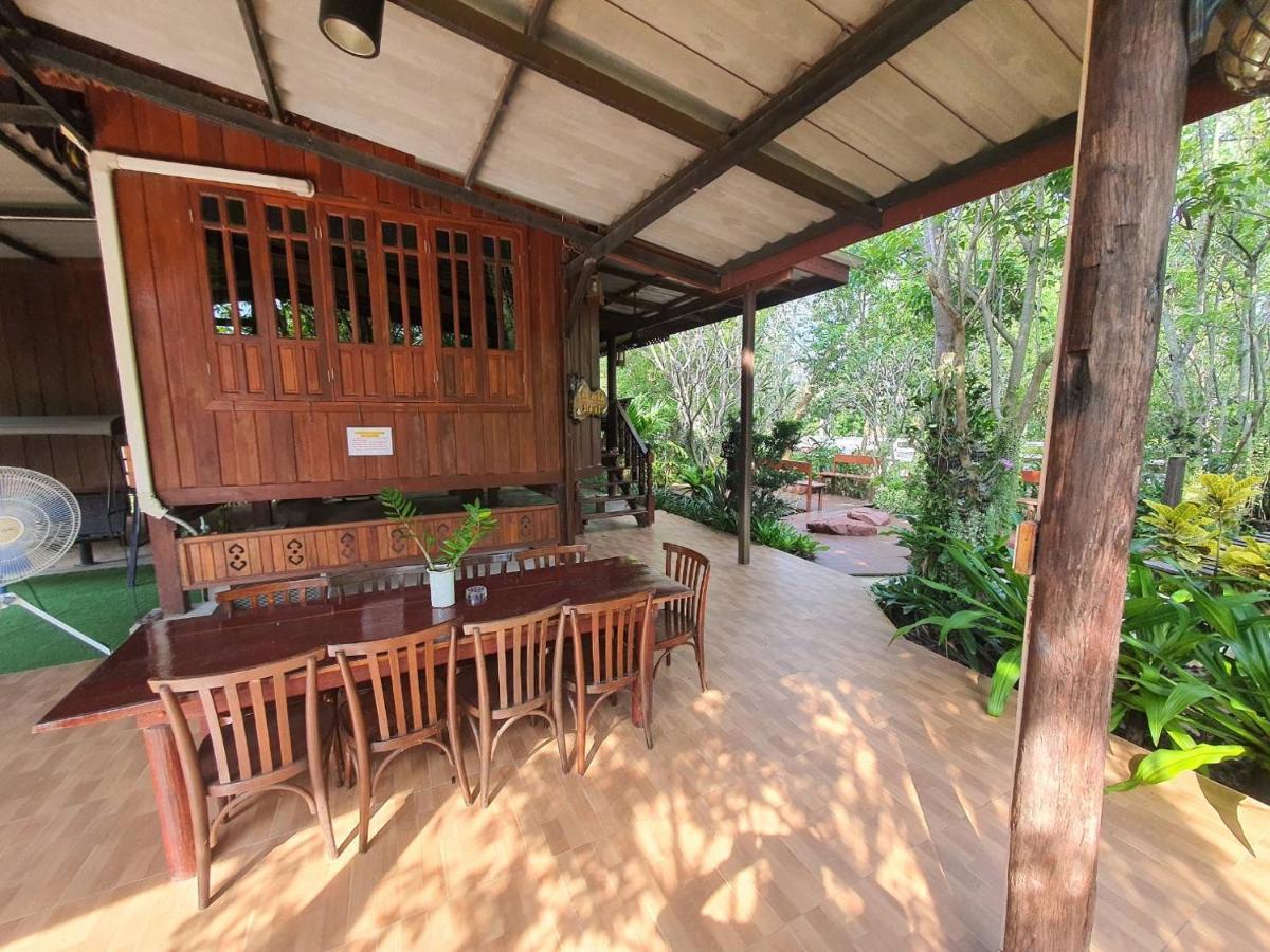 บ้านสวนในฝัน-ตลาดน้ำท่าคา Samut Songkhram Exterior foto
