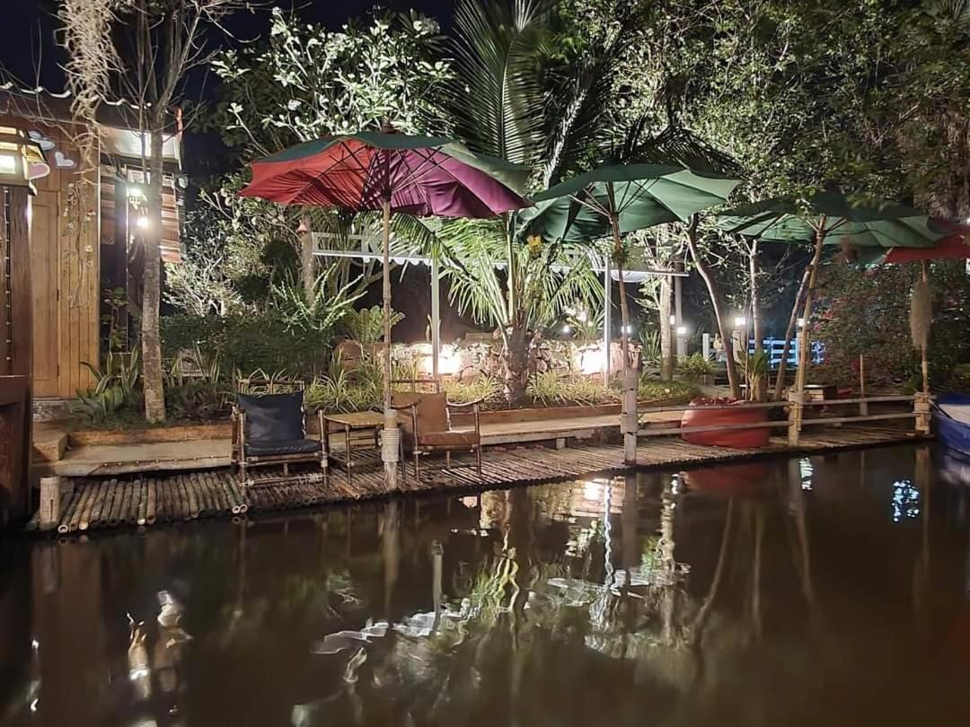 บ้านสวนในฝัน-ตลาดน้ำท่าคา Samut Songkhram Exterior foto